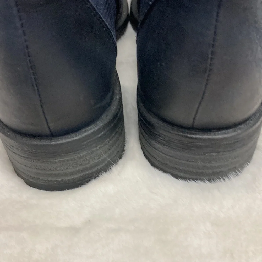 Earth Jordan Navy Blue Leather Upper Ankle Boots Side Zip Like New Size …